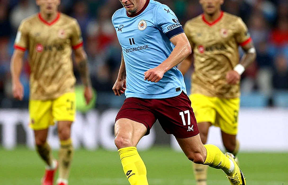 Berke Özer: Trabzonspor gõ cửa Lille và bức tường hợp đồng đến năm 2029