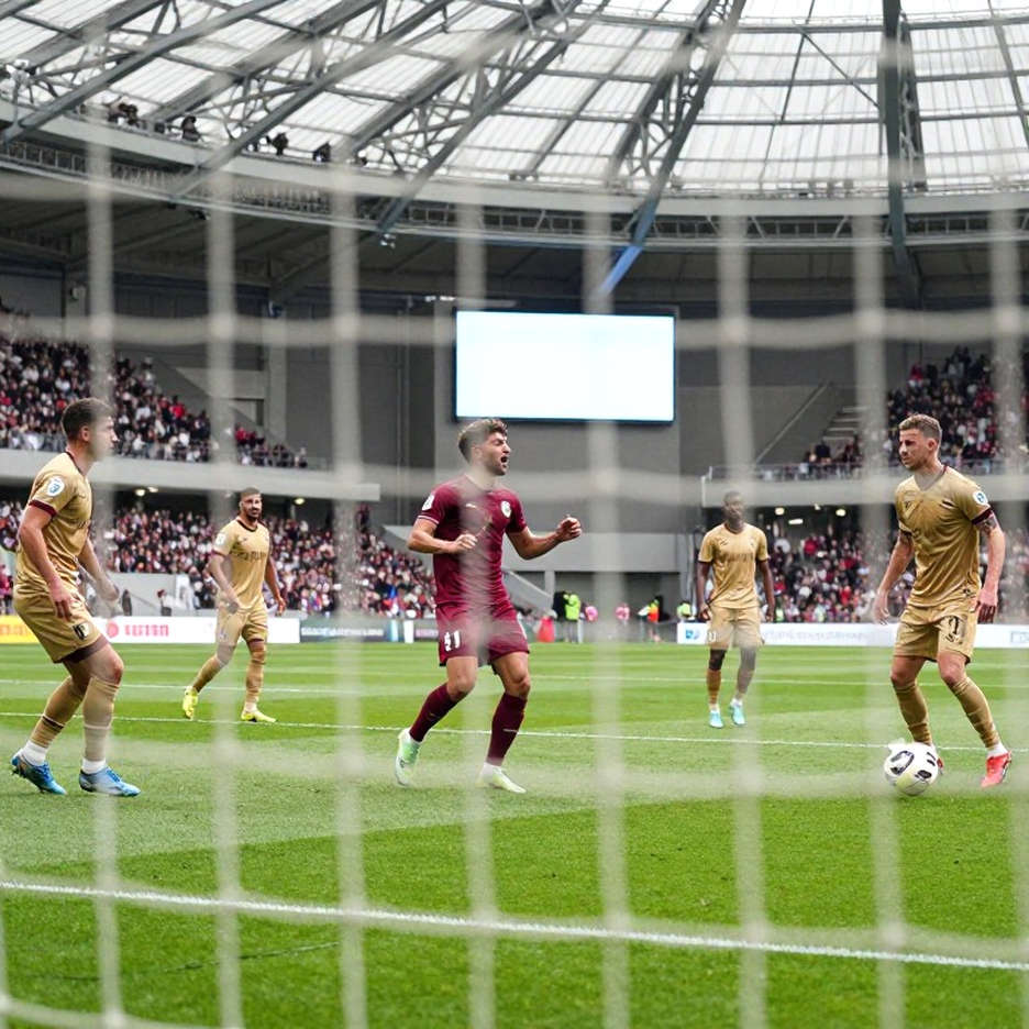 Trenskow lập cú đúp, Heerenveen thắng 3-2 tại Den Haag: ba điểm là thật, sự kiểm soát thì không