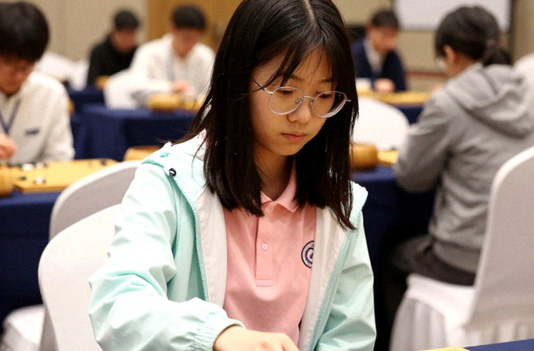 ChessBase Magazine #225: Bản đồ không gian và 27 ván cờ ngắn ở Prague 2026